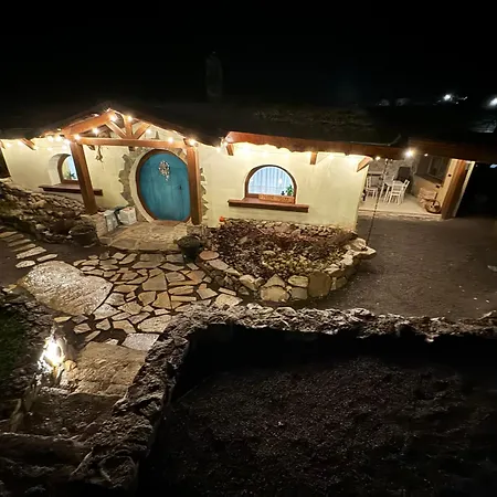 בית נופש Hobiti Domcek Bansky Studenec